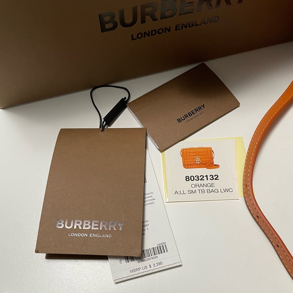 Burberry Leather TB Bag - Used a couple of times - Picture 11 of 11